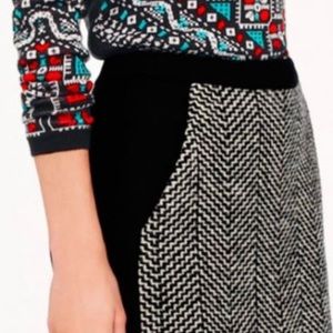 ✨NWT Tweed Mini Skirt with Pockets